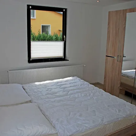 Privatunterkunft Neu - Mit Sonnenterrasse *